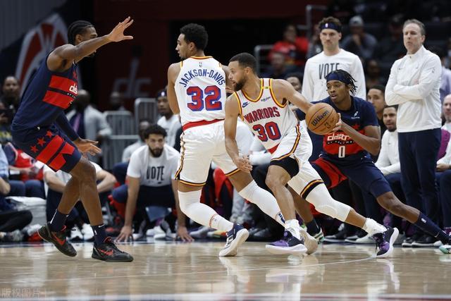 NBA彩经：魔术淘汰活塞 骑士擒下猛龙晋级 火箭将湖人拖入抢七